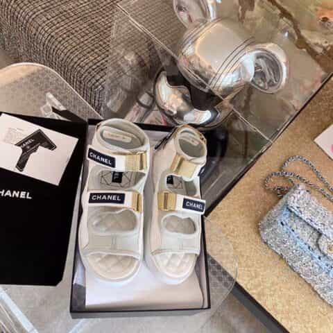 Chanel香奈儿 ????早春新品 魔术贴 凉鞋