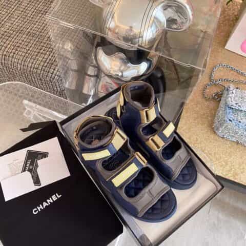 Chanel香奈儿 ????早春新品 魔术贴 凉鞋