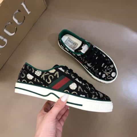 gucci古驰 G家 Tennis 1977系列,情侣GG运动帆布鞋