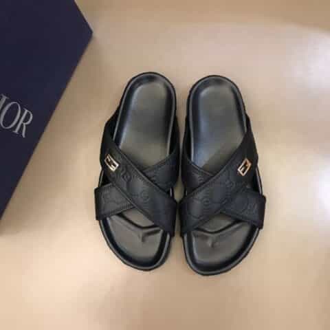 GUCCI古驰  头层小牛皮材质G家新品男士拖鞋