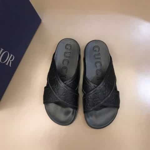 GUCCI古驰    头层小牛皮材质G家新品男士拖鞋