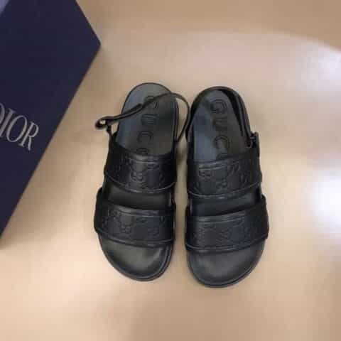 GUCCI古驰    头层小牛皮材质G家新品男士拖鞋