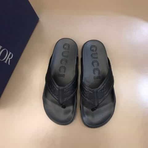 GUCCI古驰    头层小牛皮材质G家新品男士拖鞋