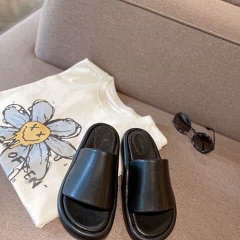 Balenciaga巴黎世家 2021ss最爆款新款拖鞋