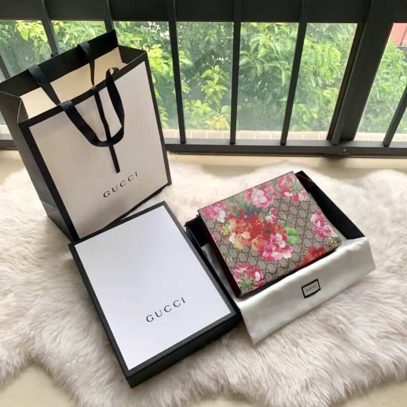 Gucci Bloom天竺花卉老印花手拿包 430268