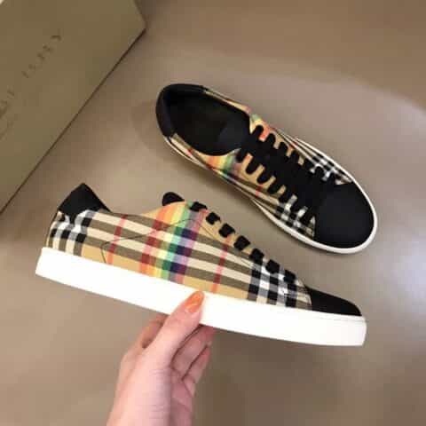 Burberry巴宝莉 B家经典格纹男士低帮休闲鞋