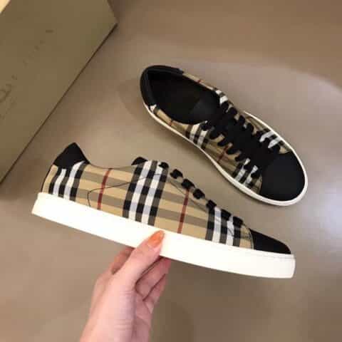 Burberry巴宝莉 B家经典格纹男士低帮休闲鞋