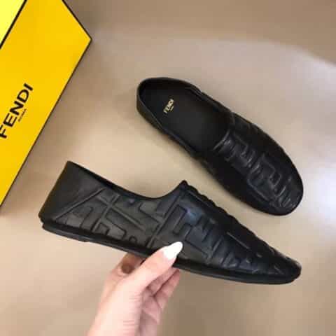 FENDI芬迪     原单级精品头层小牛皮鞋面经典男士休闲乐福鞋