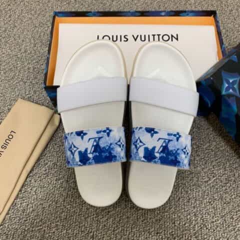 LV/路易威登   采用白兰相间的橡胶印花男士凉鞋
