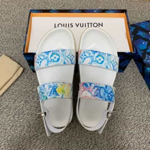 LV/路易威登 采用白兰相间的橡胶印花男士凉鞋