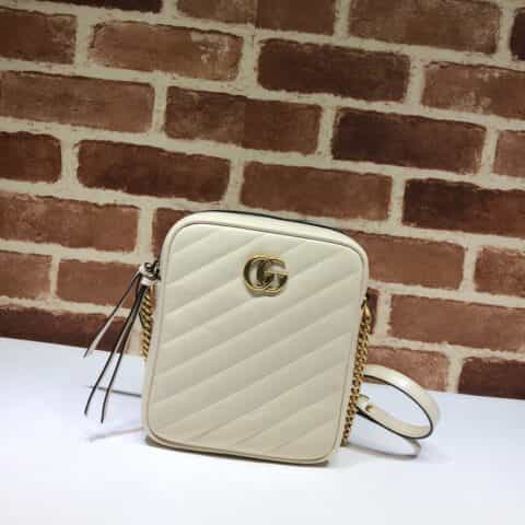 GUCCI古驰GG Marmont系列绗缝皮革迷你肩背包550155