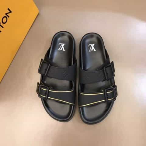 LV/路易威登 哑光黑色头层小牛皮材质奢品Trainer 凉拖鞋