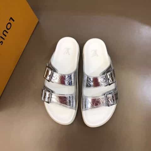 LV/路易威登 哑光黑色头层小牛皮材质奢品Trainer 凉拖鞋