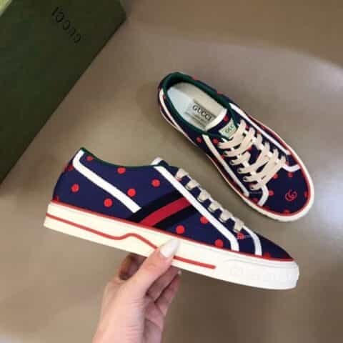 GUCCI古驰 G家 Tennis 1977系列,情侣GG运动帆布鞋