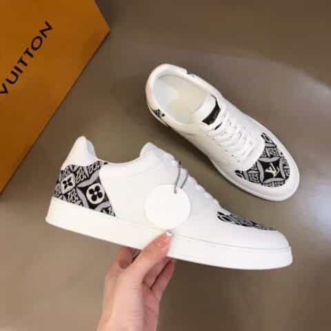 LV/路易威登 经典L印花帆布面拼接白色头层牛皮男士高端休闲运动鞋