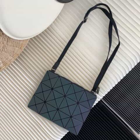 Issey Miyake三宅一生 mini小斜挎包AG352