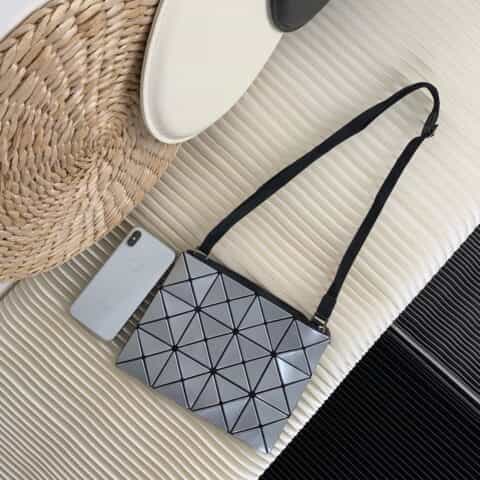 Issey Miyake三宅一生 mini小斜挎包AG352
