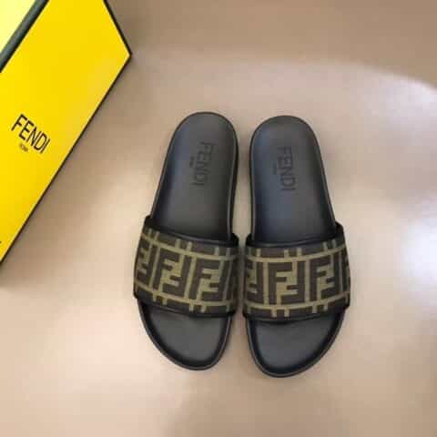 FENDI芬迪  老花高密度帆布面D家经典夏季男士拖鞋