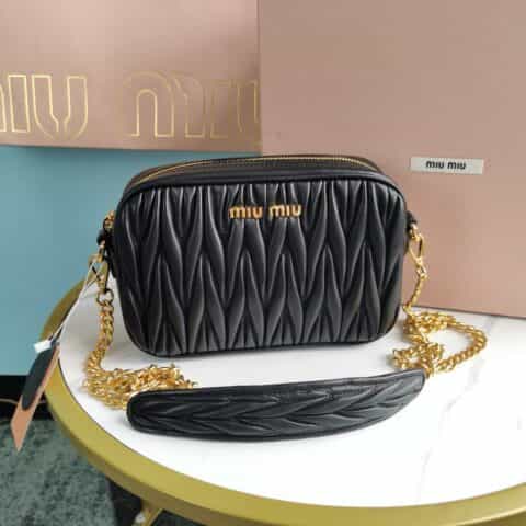 MIUMIU缪缪Matelasse进口小羊皮链条肩背包5BH118B