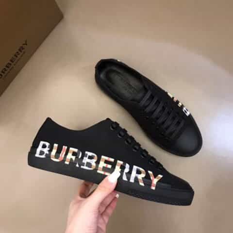 Burberry巴宝莉   2019Ss最新版面男士经典休闲帆布鞋