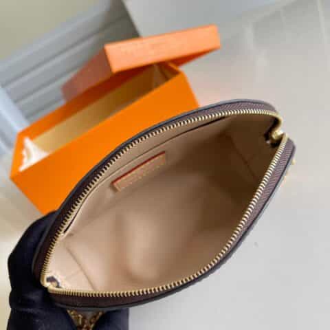 Louis Vuitton LV Cosmetic Pouch化妆包 M47515