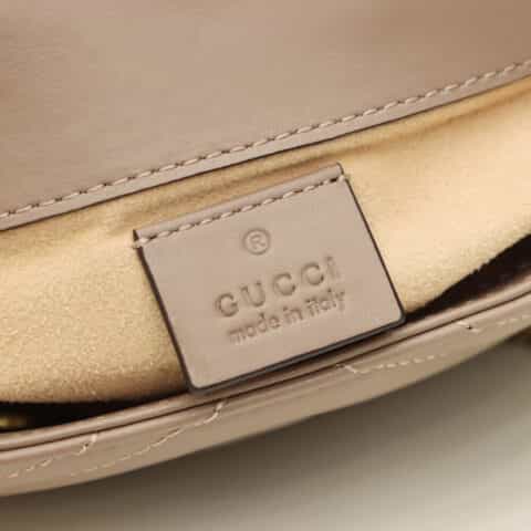 Gucci古奇Marmont绗缝super mini斜挎链条包‎476433奶茶色