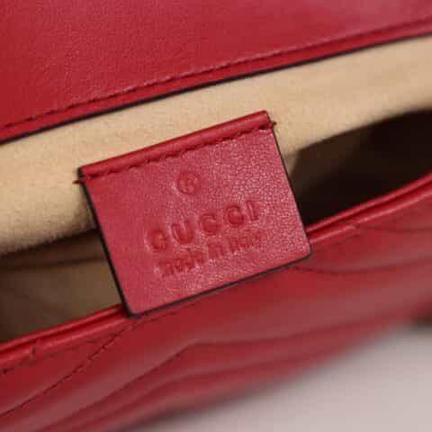 Gucci古奇Marmont绗缝super mini斜挎链条包476433红色