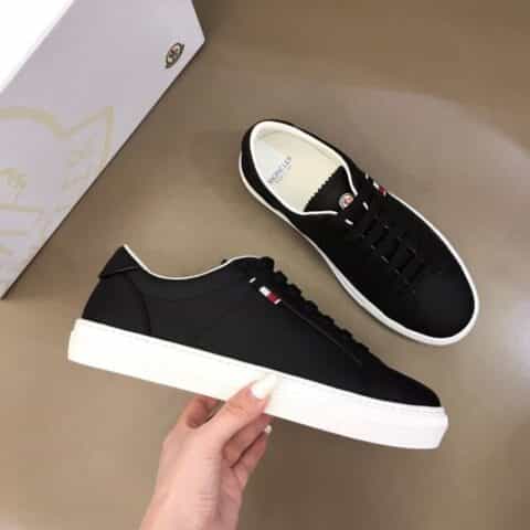 Moncler/盟可睐 意大利进口雾面牛皮黑色 白色官网同步新款小白鞋