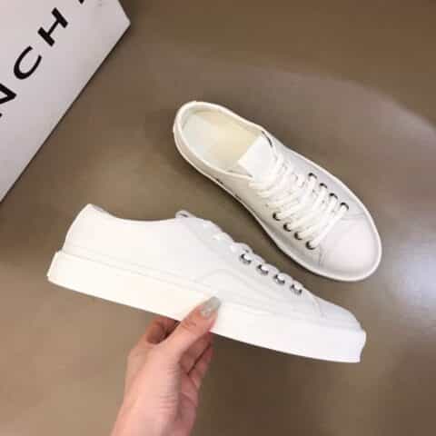 GIVENCHY纪梵希 新品板鞋 情侣帆布CITY运动鞋