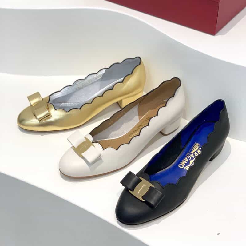 SF salvatore Ferraga*o 菲拉*慕2021新款vara系列扇形波浪边浅口单鞋