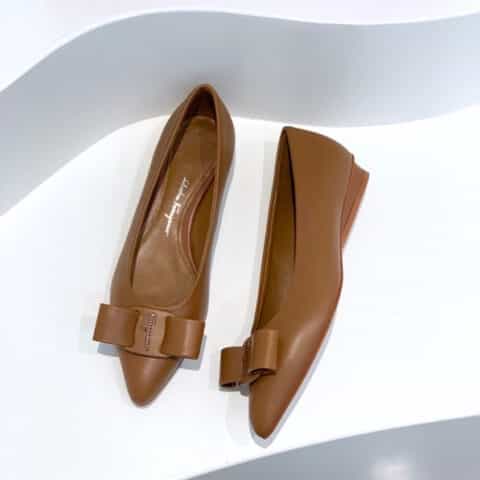 SF salvatore Ferraga*o 菲拉*慕最新糖果色走秀款尖头浅口Viva芭蕾舞鞋