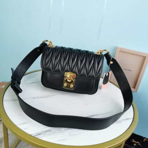 MIUMIU缪缪顶级进口小羊皮新款流浪包5BD161