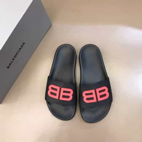 Balenciag* 巴黎.世家 夏季经典款情侣拖鞋