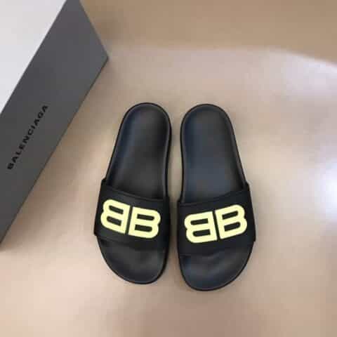 Balenciag* 巴黎.世家 夏季经典款情侣拖鞋