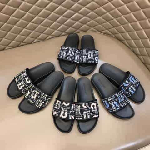 BURBERRY巴宝莉   鞋面纯棉印花帆布B家经典男士拖鞋