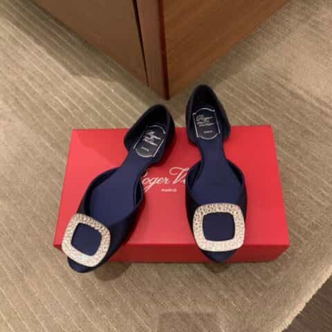 Roger Vivier RV 经典中空Chips水钻单鞋