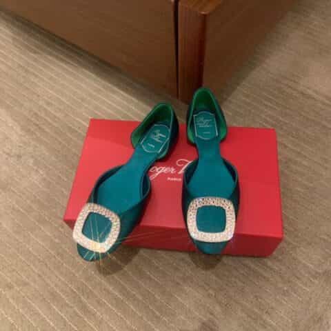 Roger Vivier RV 经典中空Chips水钻单鞋