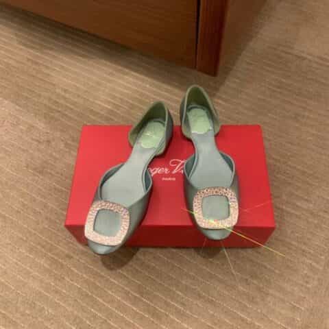 Roger Vivier RV 经典中空Chips水钻单鞋