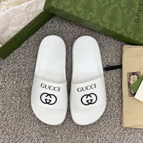 GUCCI古驰 采用饰有橡胶印花情侣款凉鞋