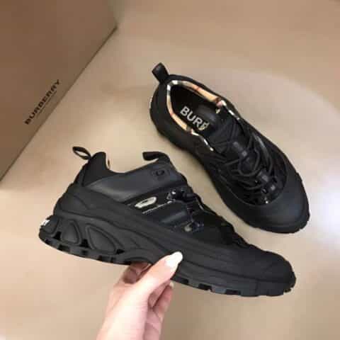 BURBERRY巴宝莉 Vintage 复古格纹棉质面料与尼龙时装秀款 Union 运动鞋