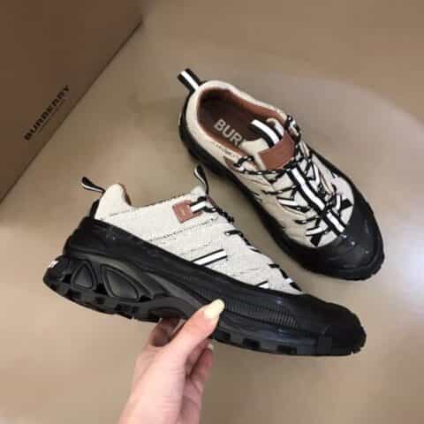 BURBERRY巴宝莉 Vintage 复古格纹棉质面料与尼龙时装秀款 Union 运动鞋