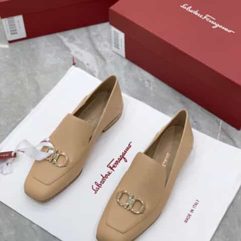 SF salvatore Ferraga*o 菲拉*慕GANCINI马蹄扣小方头可踩跟乐福鞋
