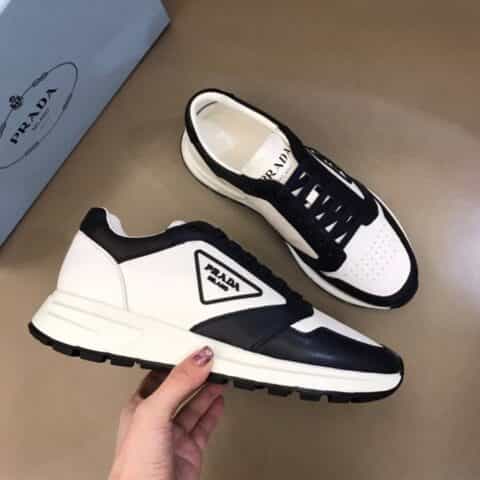 PRADA普拉达 进口头层小牛皮P 家奢品、男士运动系列