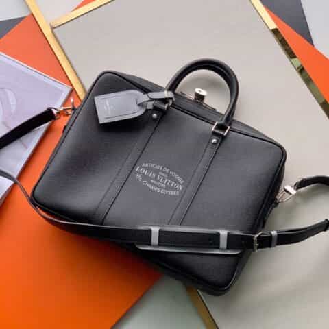 Louis Vuitton LV Porte Documents Voyage 公文包 M30365