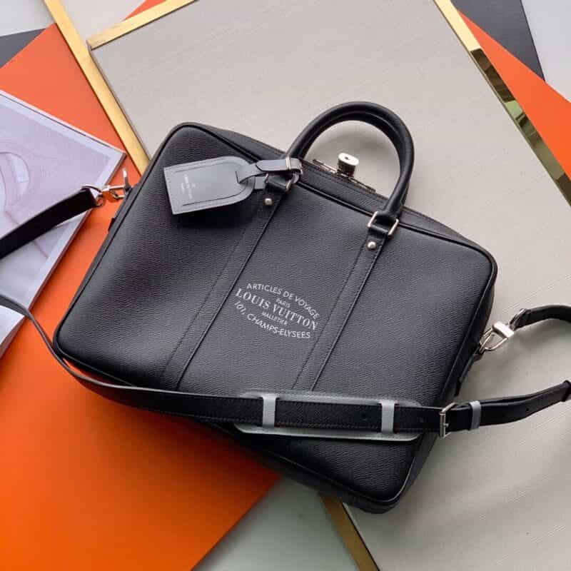 Louis Vuitton LV Porte Documents Voyage 公文包 M30365