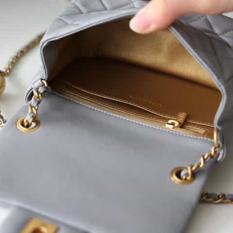 Chanel Flap Bag CF Mini羊皮方胖子金球包 AS1786灰色