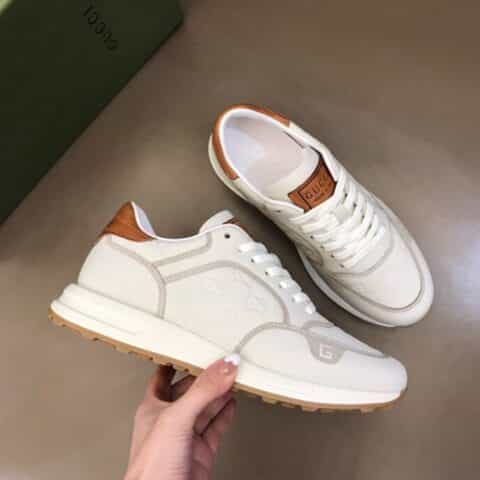 GUCCI古驰 进口压纹小牛皮G家男士GG运动鞋