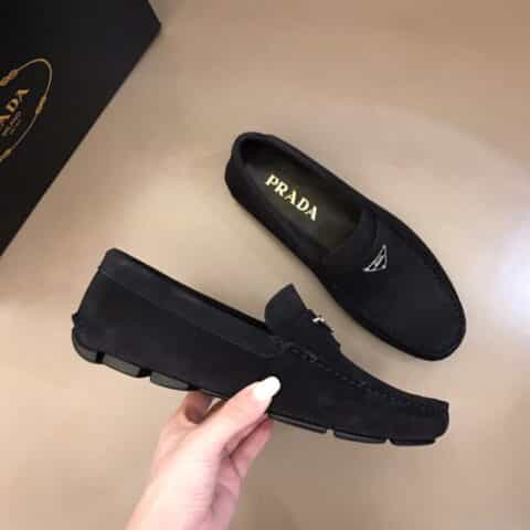 PRADA/普拉达 进口头层牛皮P家经典奢牌驾车豆豆鞋