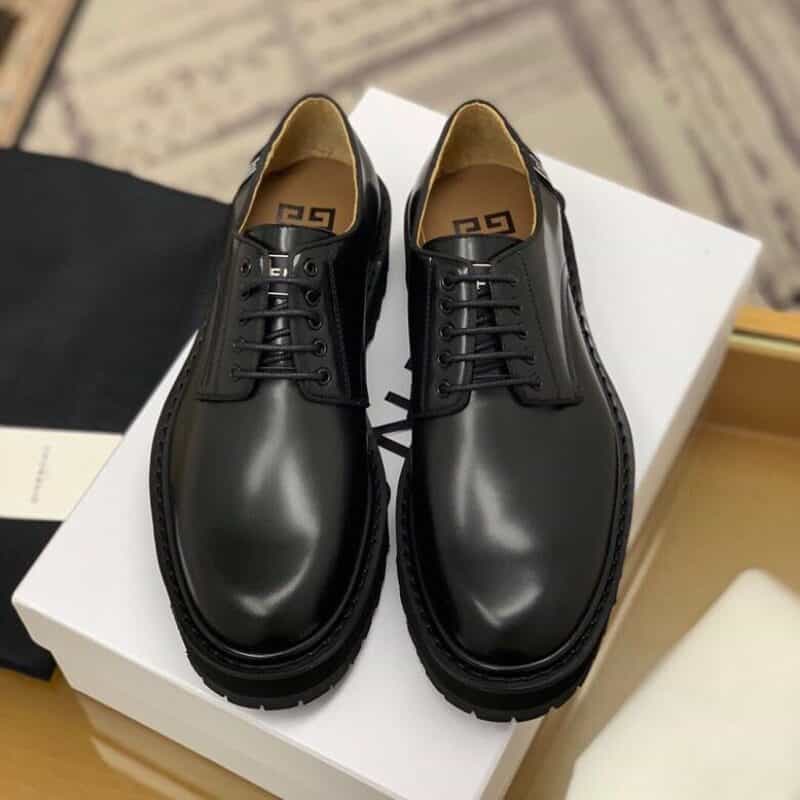 GIVENCHY纪梵希 精选牛皮制作男士休闲皮鞋