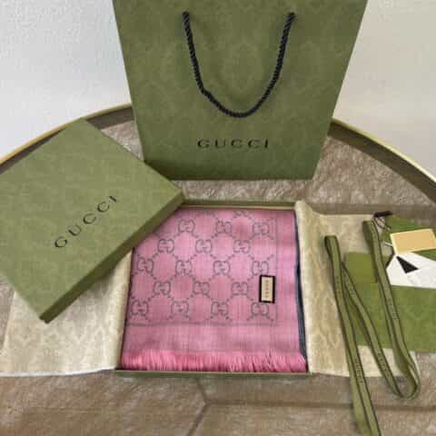 GUCCI古驰GG提花图案针织羊毛围巾133483